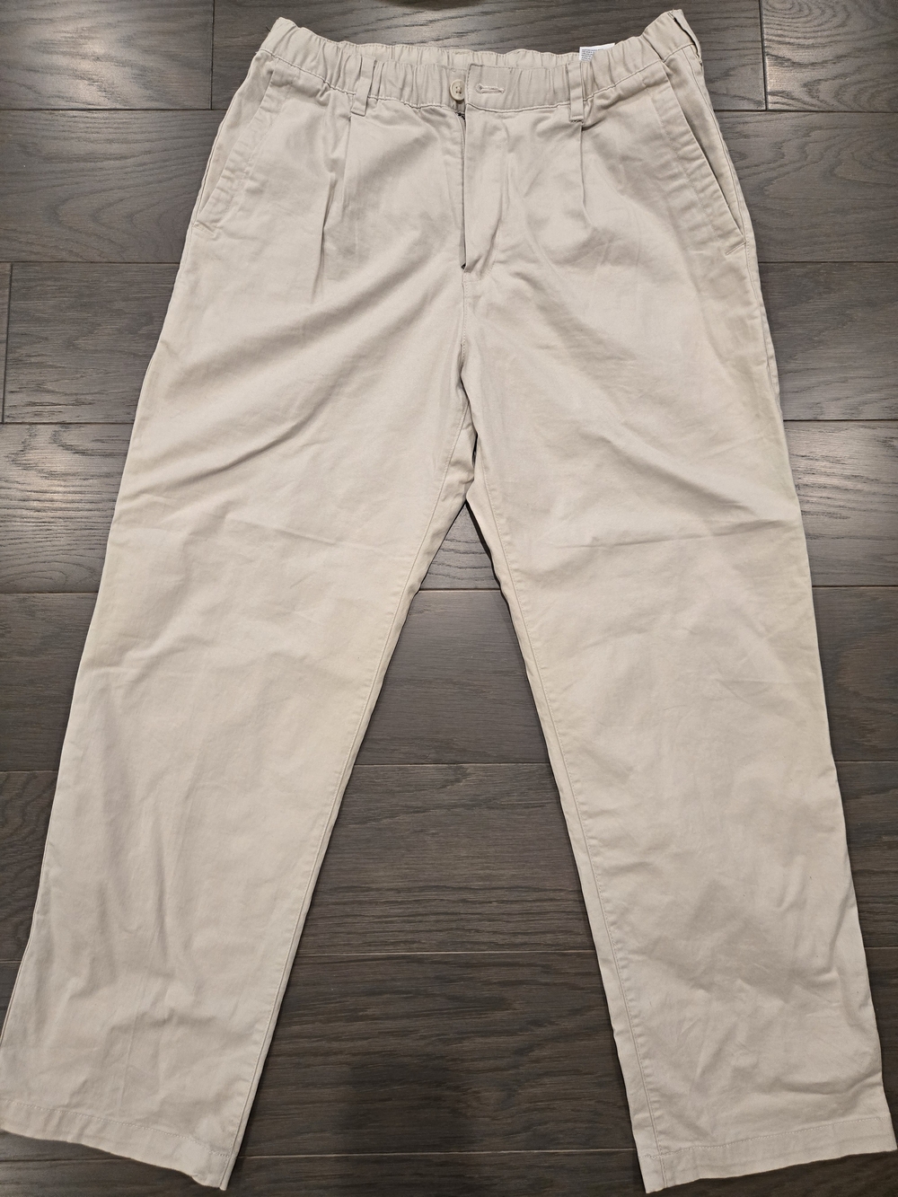 H&M Men's Pleated Chinos in Light Tan